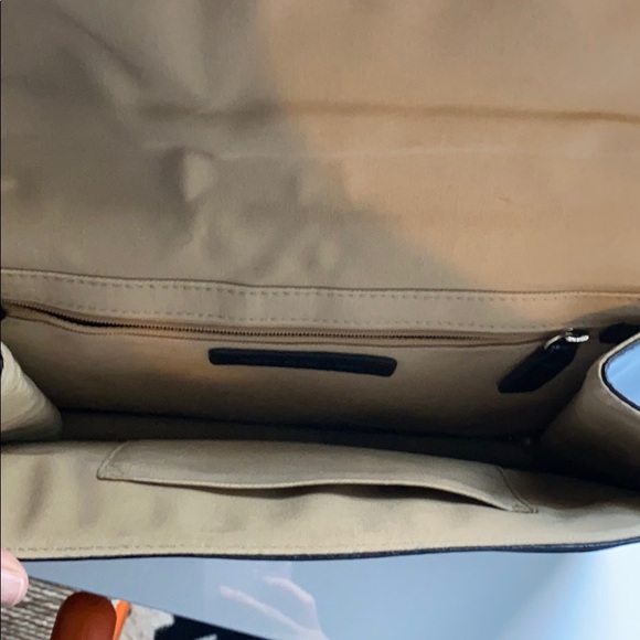 Banana republic black leather clutch - Picture 4 of 5